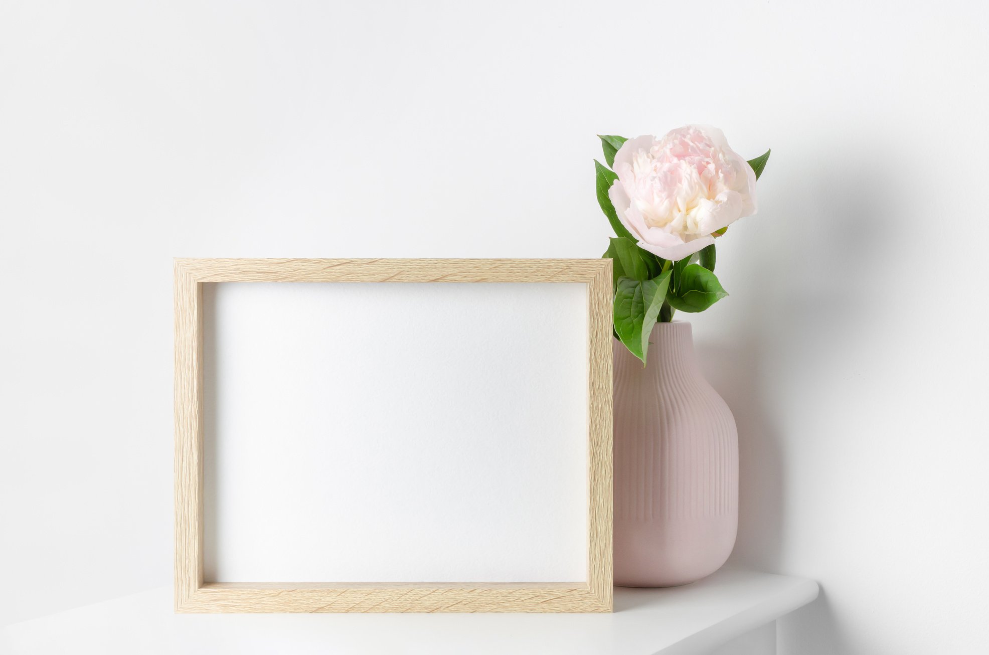 Blank landscape picture frame mockup